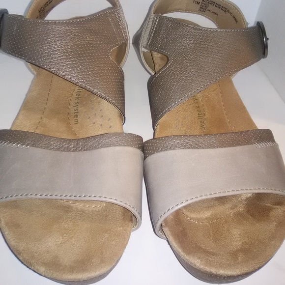 earth origins sandals canada